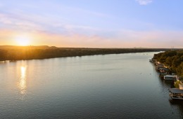 Gold Prices Surge: Real Estate is Discounted